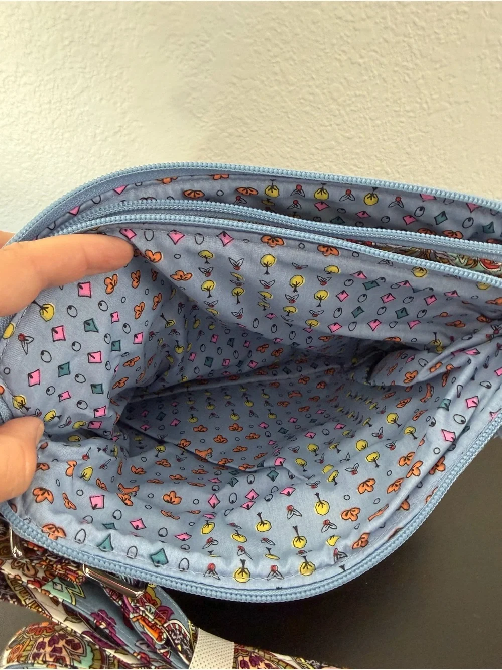 Vera Bradley Blue Paisley Zip Crossbody Pouch